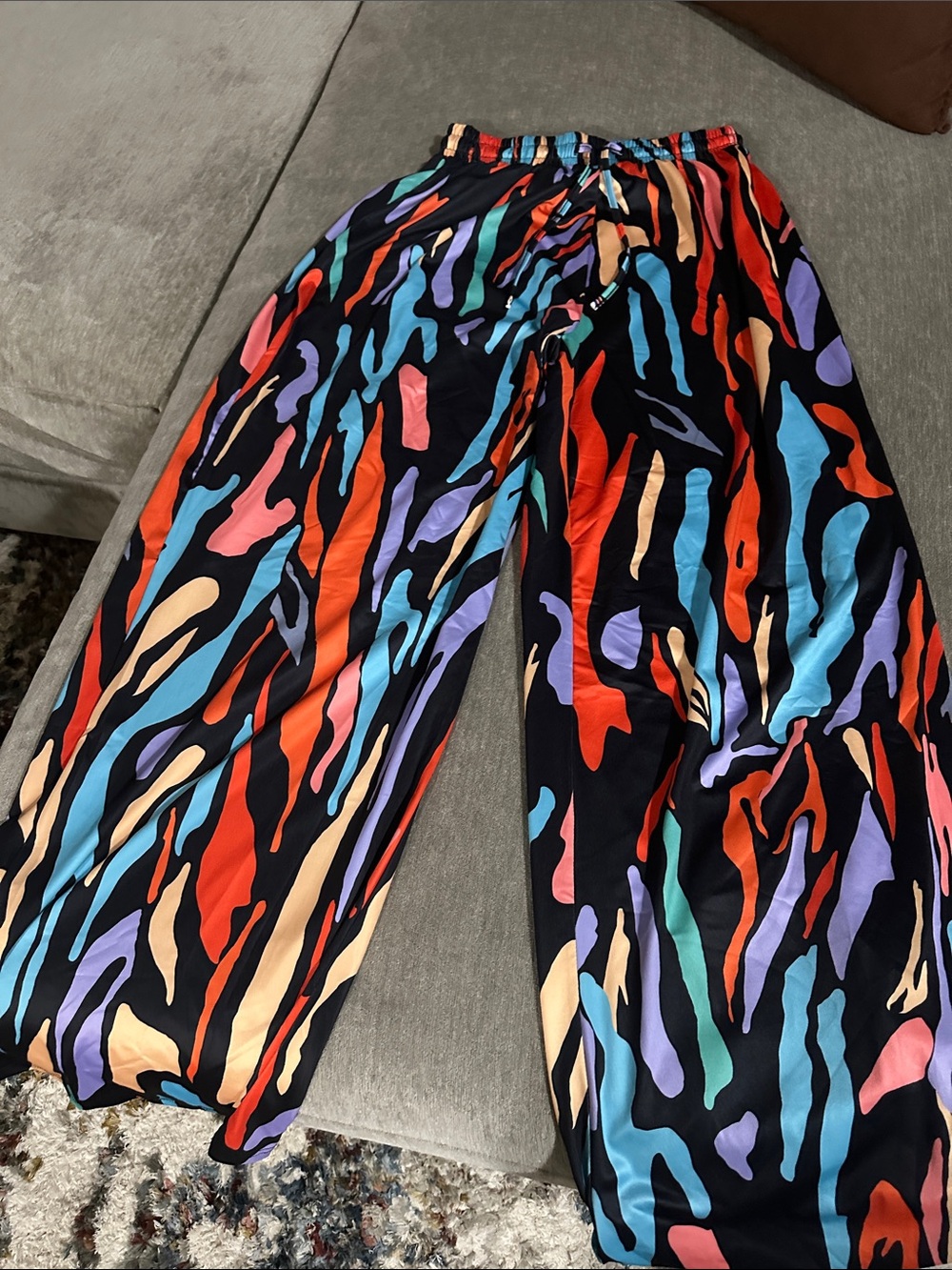 Fashion Nova Black Multicolor Wide Leg Pants Set - Picture 2 of 5